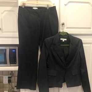PRICE DROP Great Quality New York and Company Suit